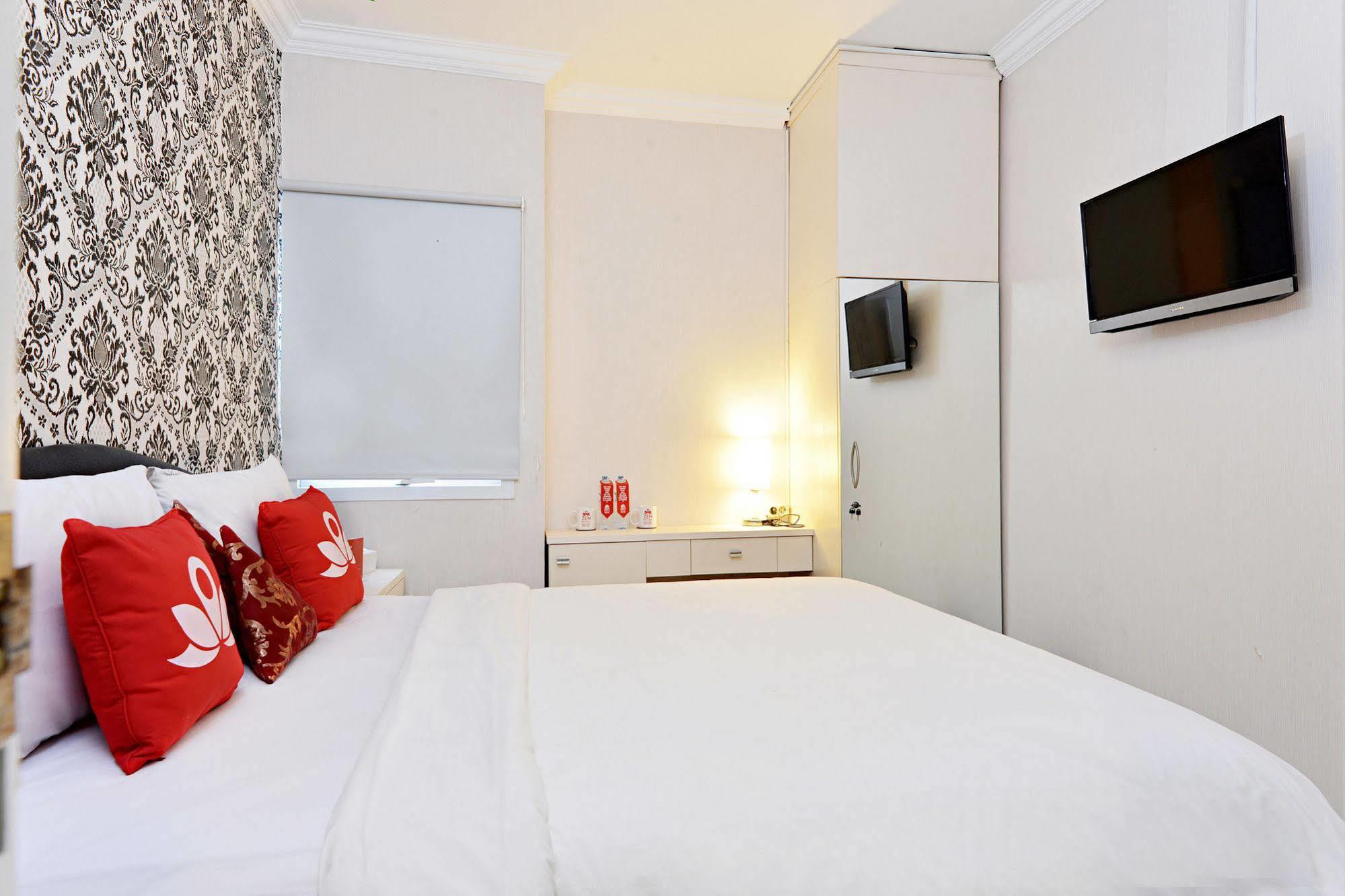 Zen Rooms Basic Tangerang Aeropolis Dış mekan fotoğraf