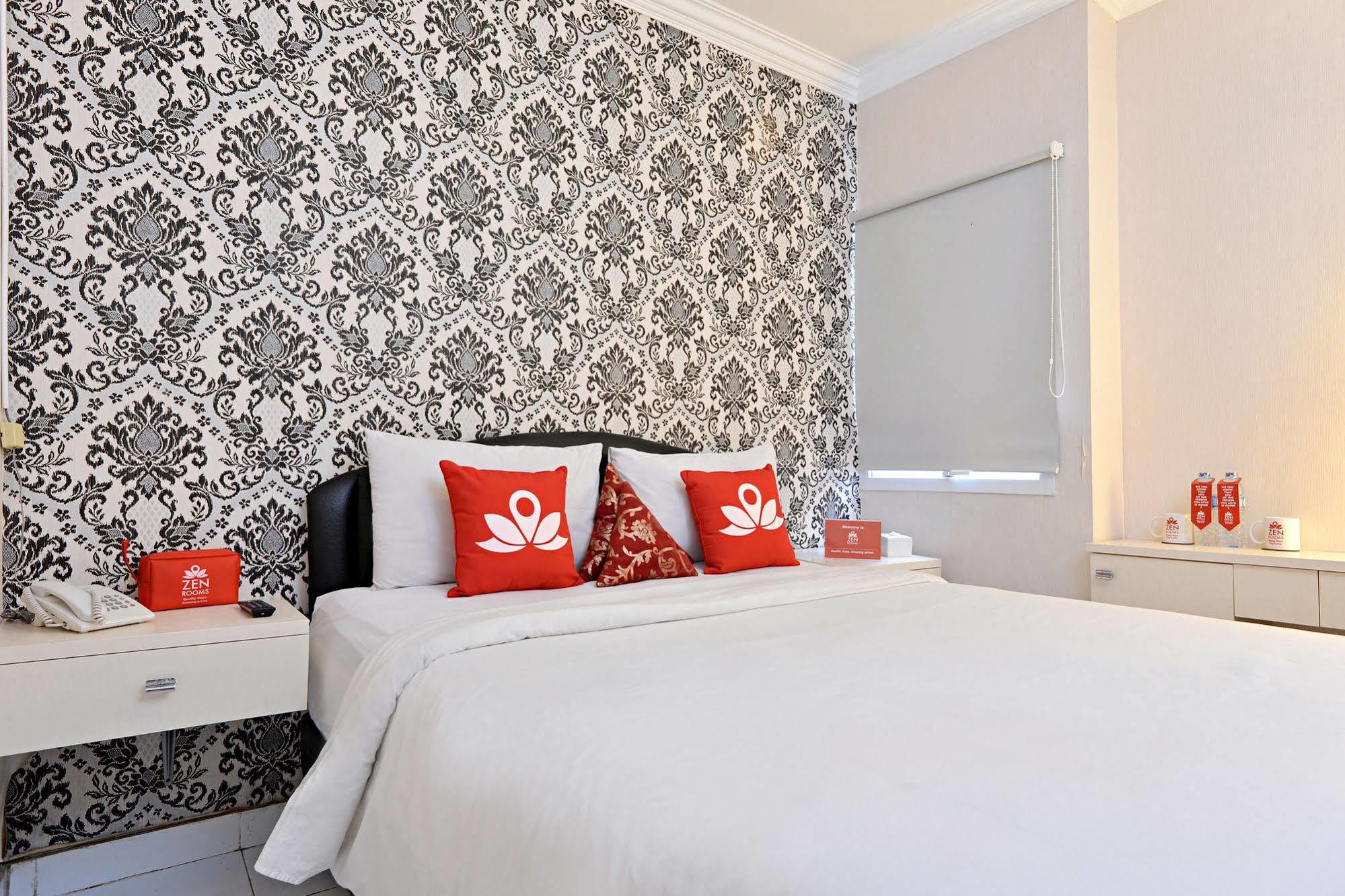 Zen Rooms Basic Tangerang Aeropolis Dış mekan fotoğraf